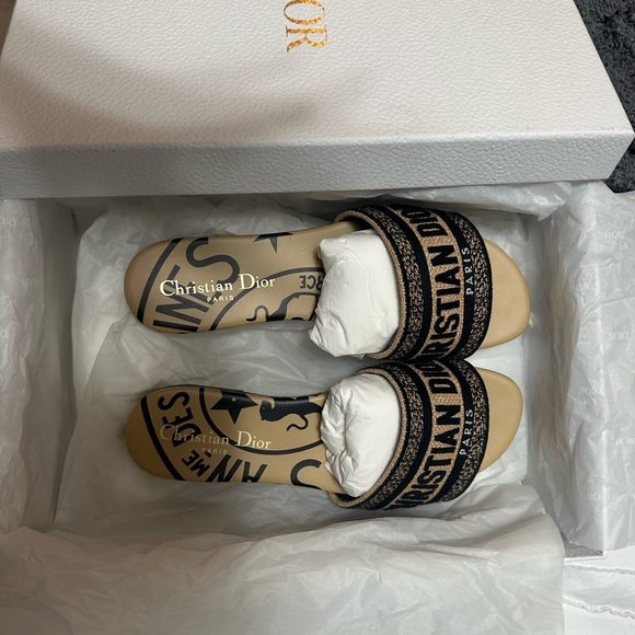 Dior Sandals! lightly worn! - Picture 5 of 5